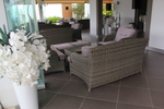 Мебел,произведена от ратан за плаж и басейн,градина на Вашето заведение